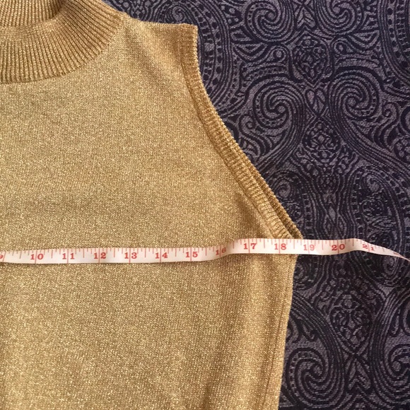 Sparkly vintage turtle neck tank - Picture 5 of 6